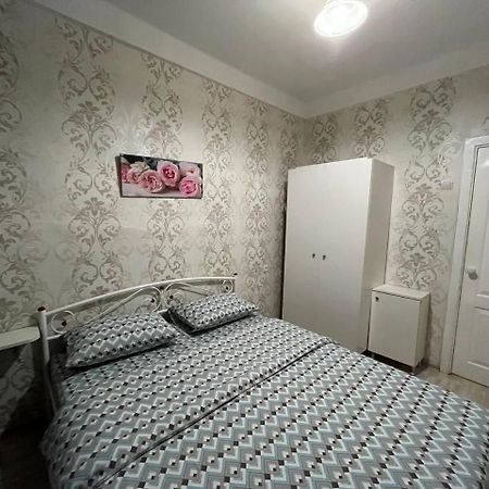 2К Квартира Велика Васильківська 118, Палац Україна Київ Екстер'єр фото